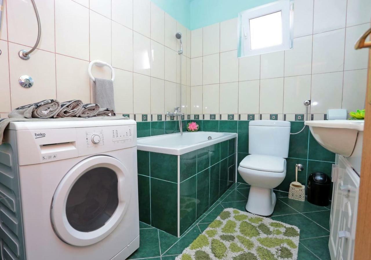 Apartment Tropic Stobrec Spalato Esterno foto